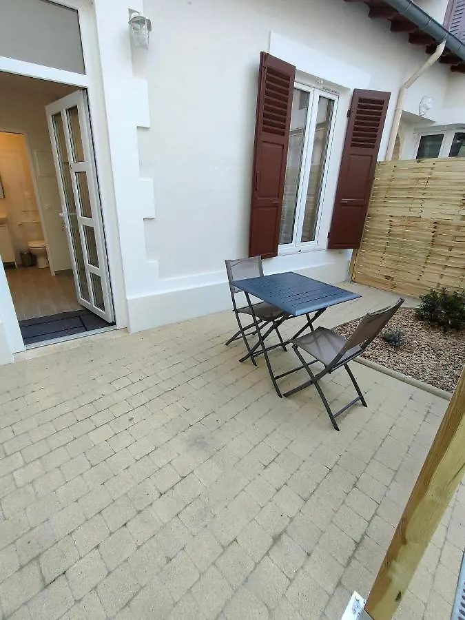 Logement Entier Beau Studio N3 Vichy Apartment 0*,